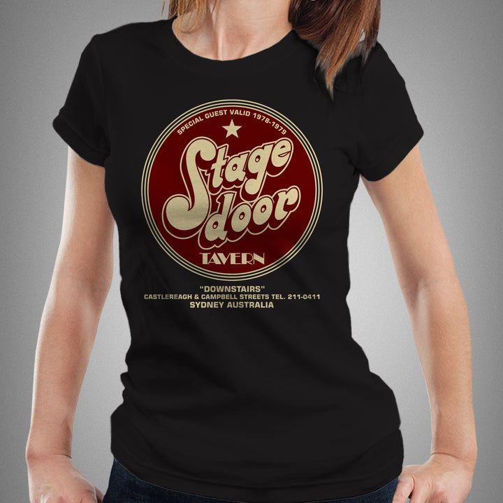 STAGEDOOR TAVERN - Fem
